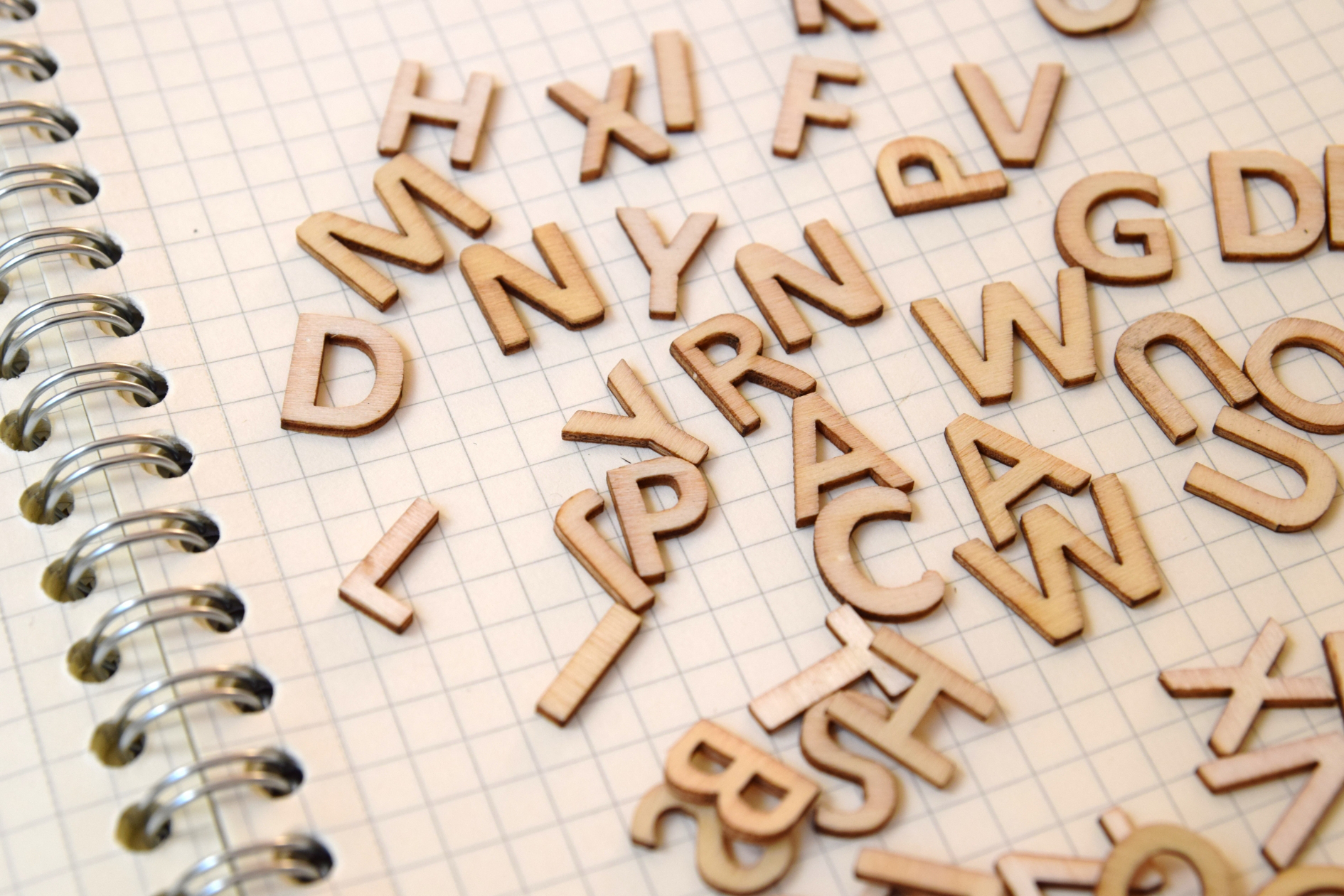【CSS初心者向け】font-familyを使ってフォント指定をする方法