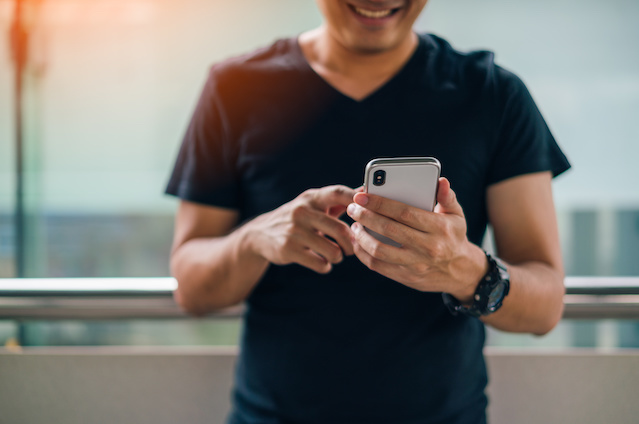 【はじめてのiPhoneアプリ開発】カメラを使おう